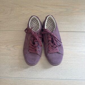 Taos Moc Star II Canvas Lace Up Sneakers in Purple Size 5 Walking Casual